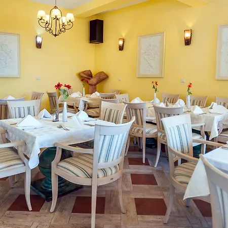 Merlin Club لوزينيتس